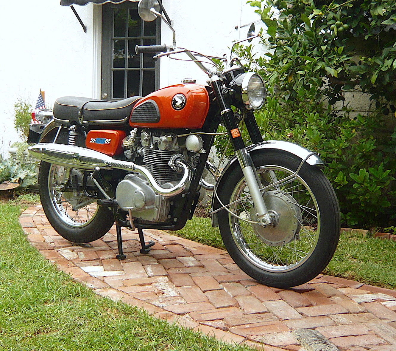 Number 34 – CB450D